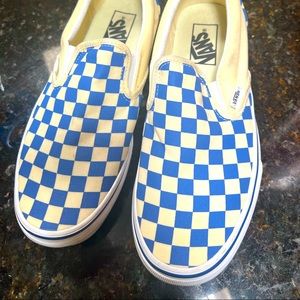 Slip on Classic vans!